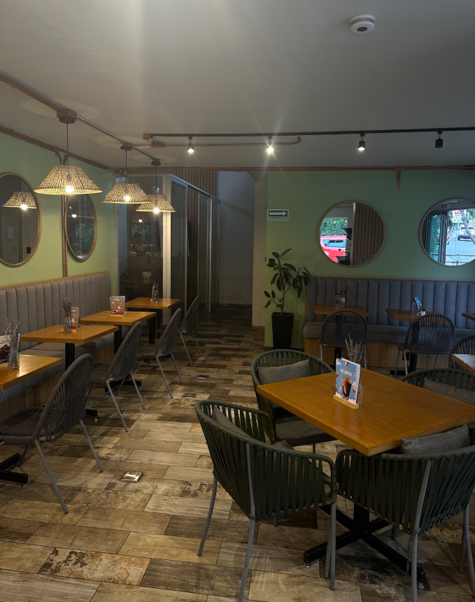 Interior de CIMA 99 Café